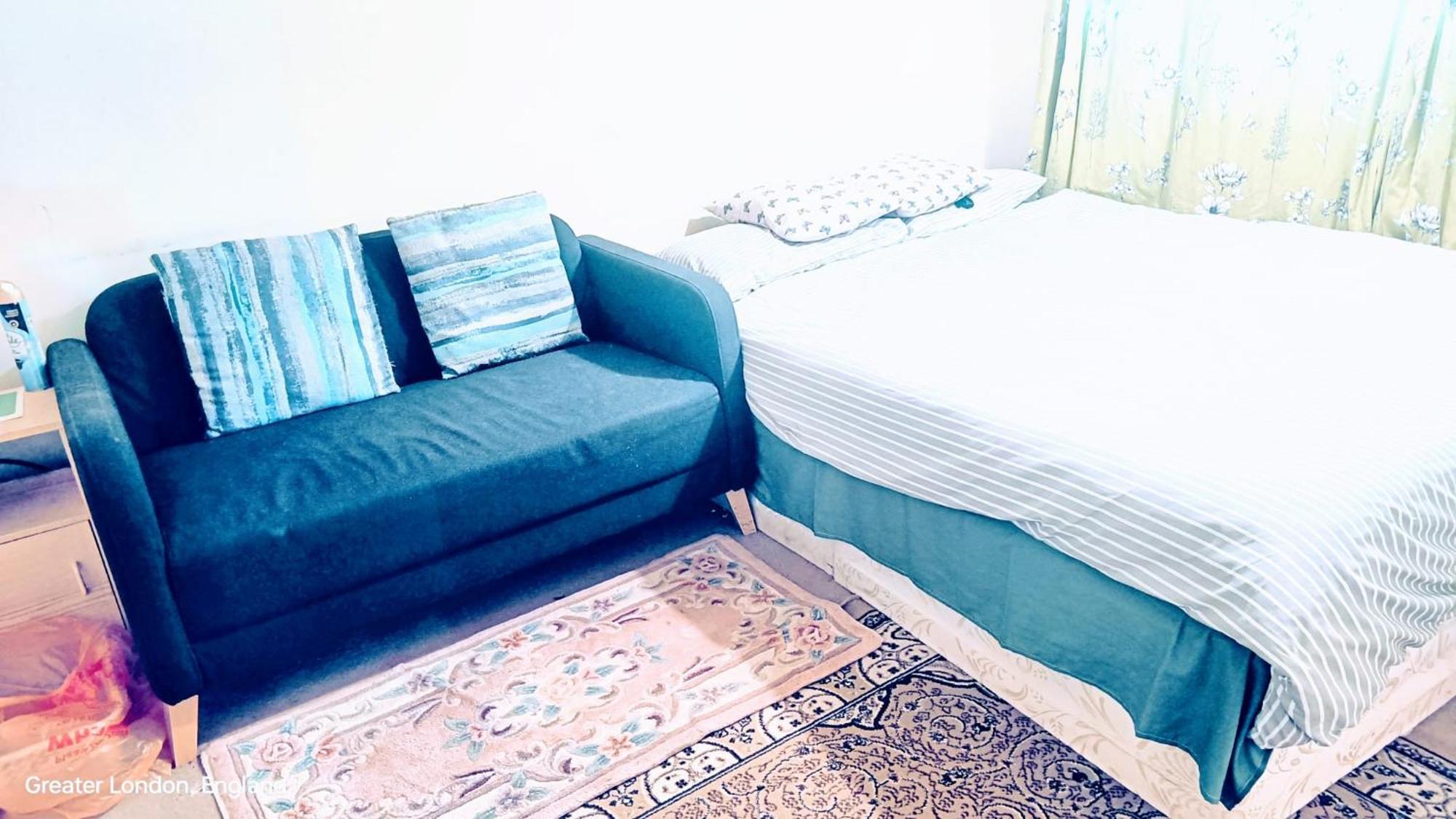 London'S Bed With Breakfast & Free Parking Apartment Exterior photo